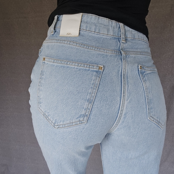 Zara Light Blue Mid-Rise Straight Leg Jeans Size 6 - Picture 14 of 14